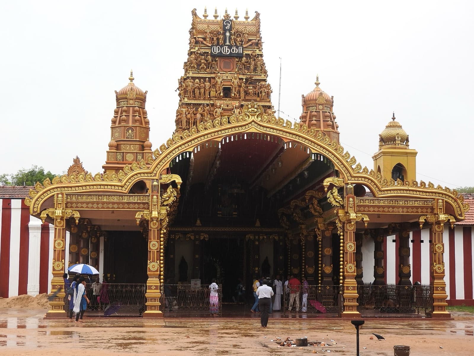 Nallur Kandaswamy in Jaffna. The far north is Tamil, and a different island entirely.