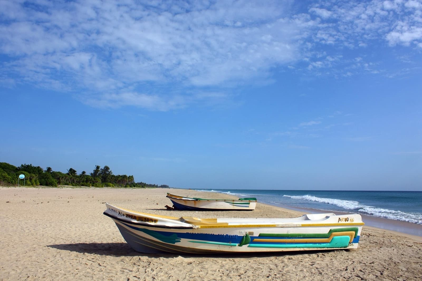 Nilaveli, north of Trincomalee. The east coast is at its best from May to September.